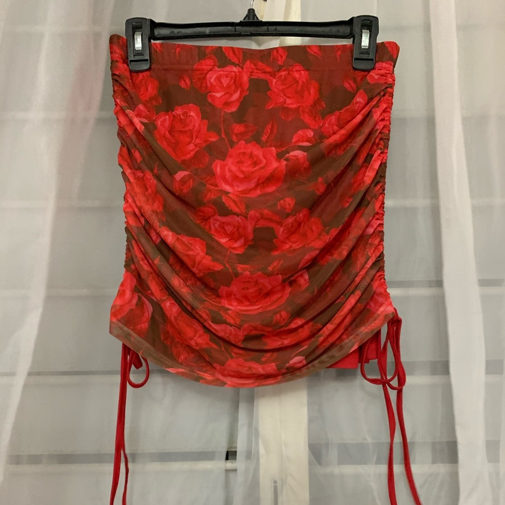 Mini skirt. From Shein. Never been used